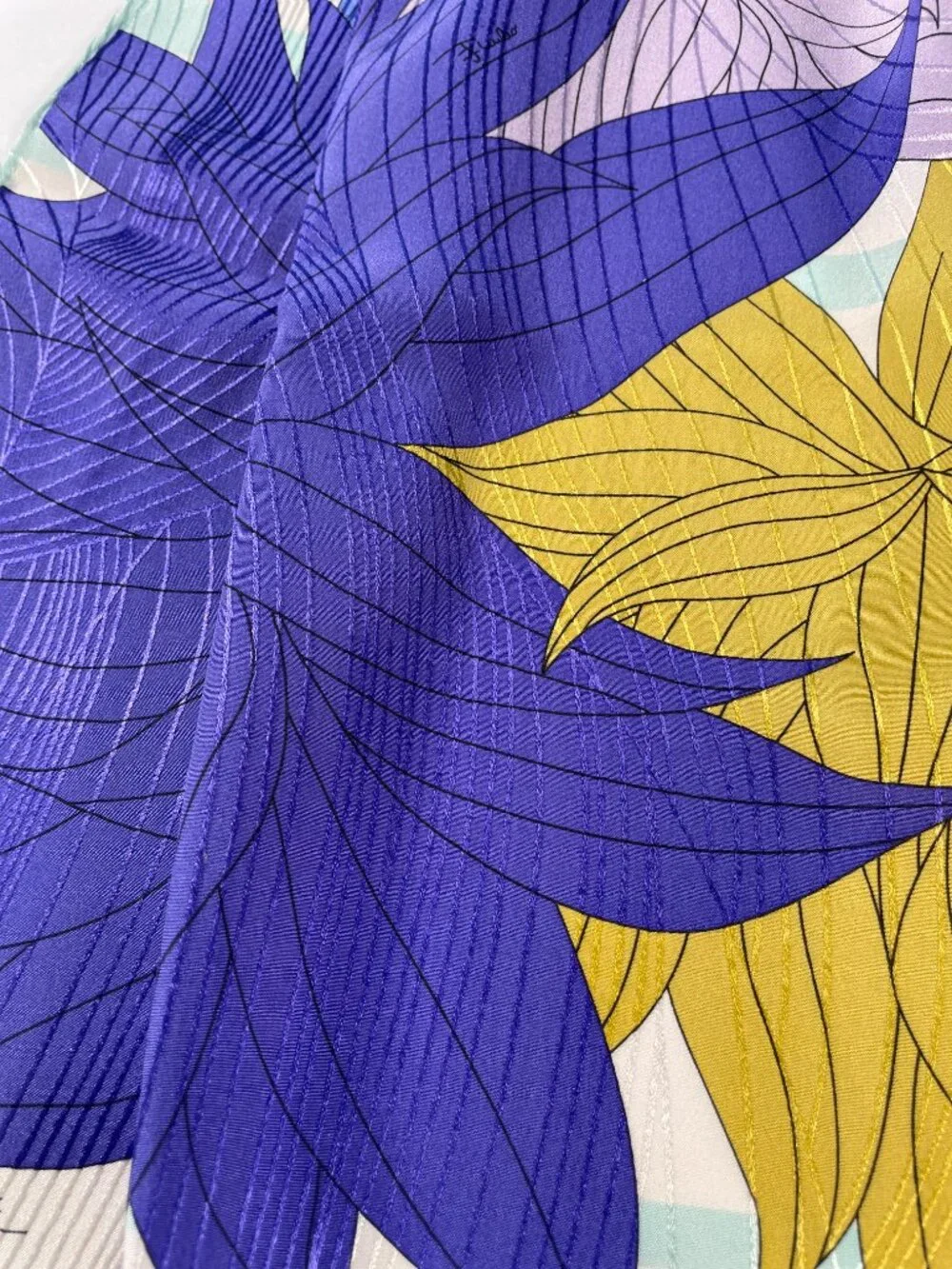 NWOT Emilio Pucci Silk Scarf